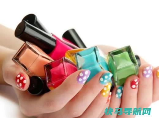 美甲贴怎么贴才能牢固？指甲油干了怎么才能更好用