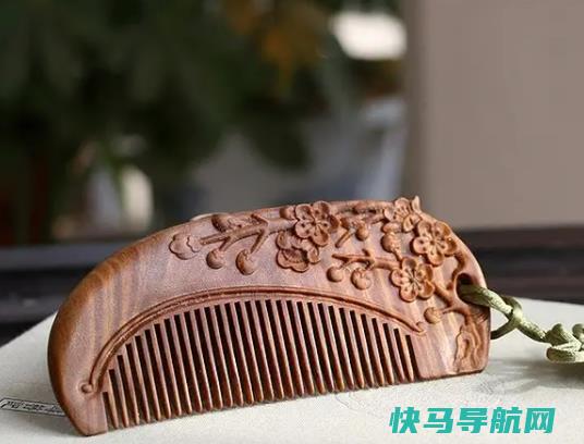 檀木梳子为什么会变绿？孕妇能用檀木梳子吗