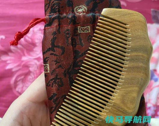 檀木梳子为什么会变绿？孕妇能用檀木梳子吗