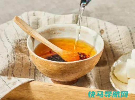 秋梨膏放冰糖还是蜂蜜好？做秋梨膏不放罗汉果有效果吗